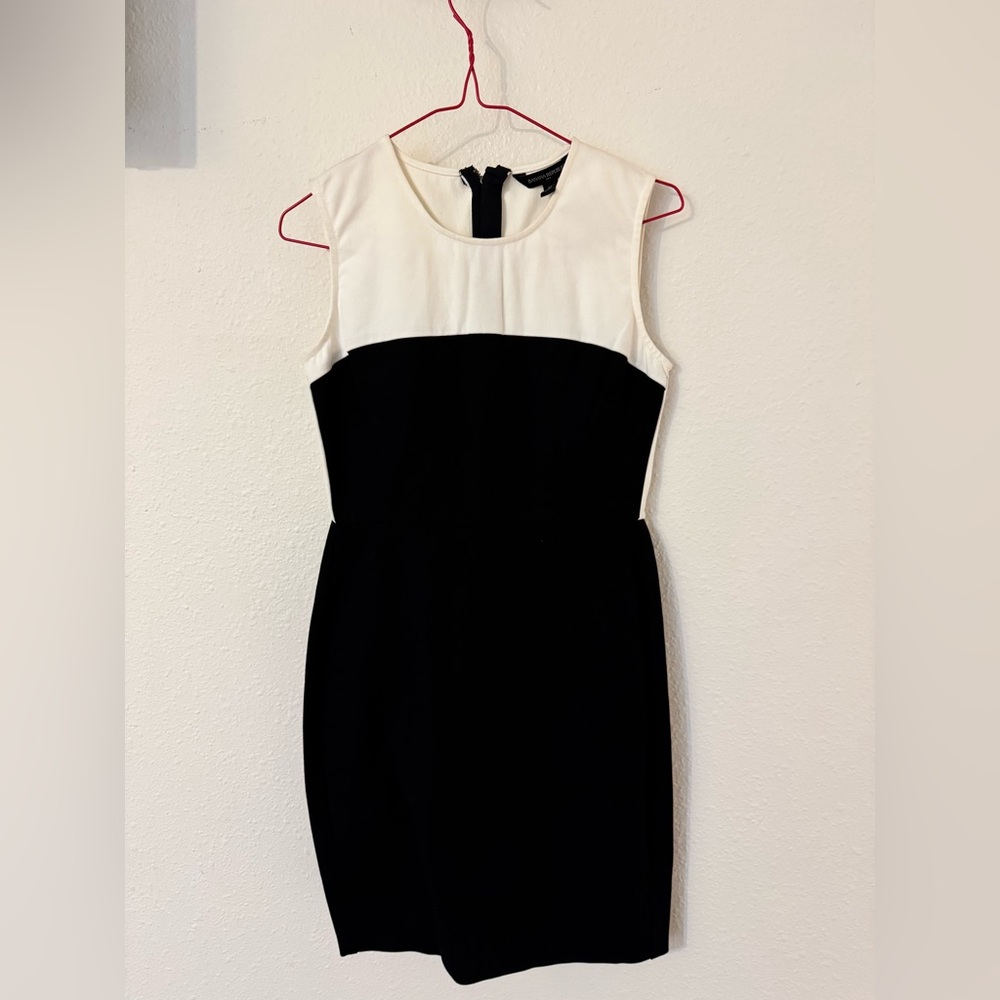Banana Republic Black and White Sleeveless Dress